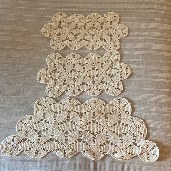 Other - Vintage Cream Set Of 3 Crochet Scarves/Doilies!